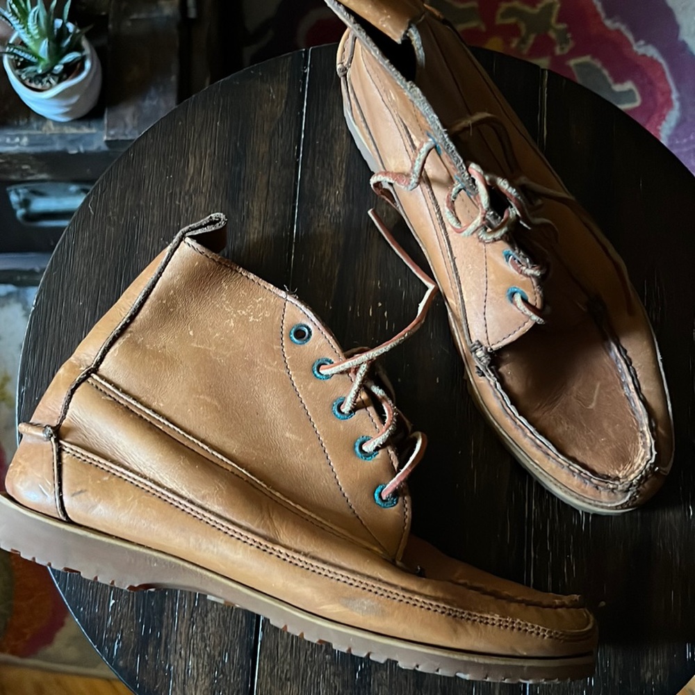 Vintage JCrew Tan ankle Moccasins - size 7- would best fit a 6 comfortably.
